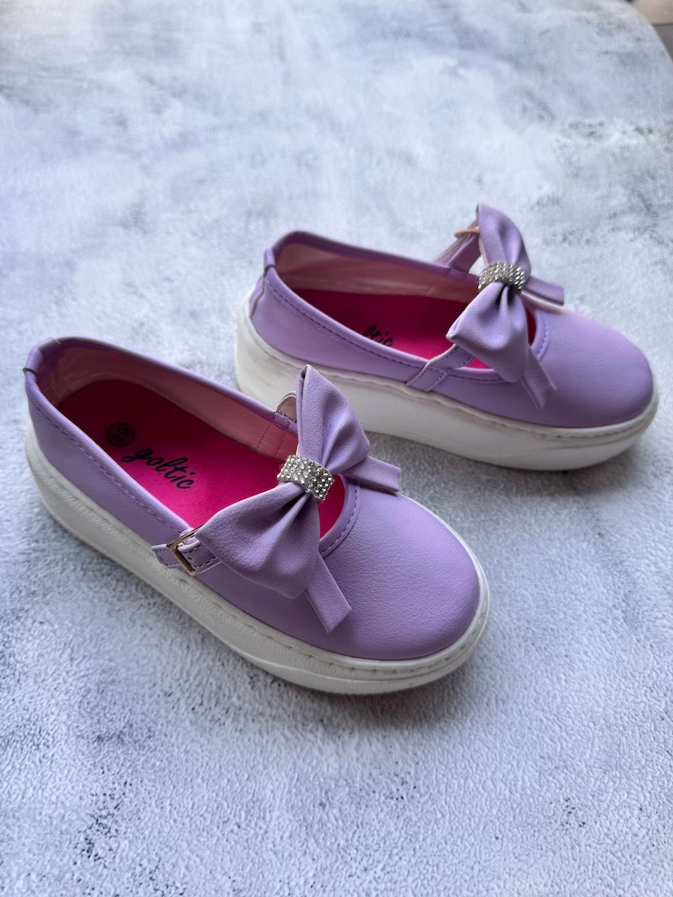 Tenis