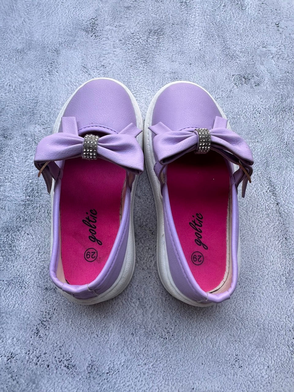 Tenis