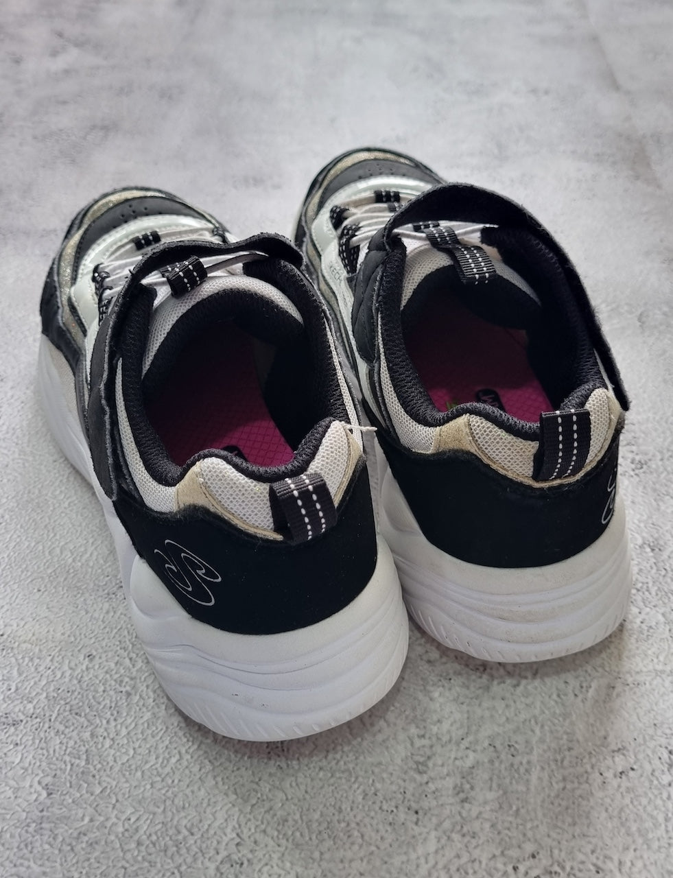 Tenis Skechers