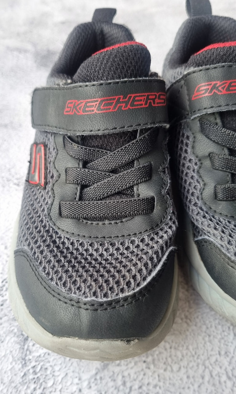 Tenis Skechers