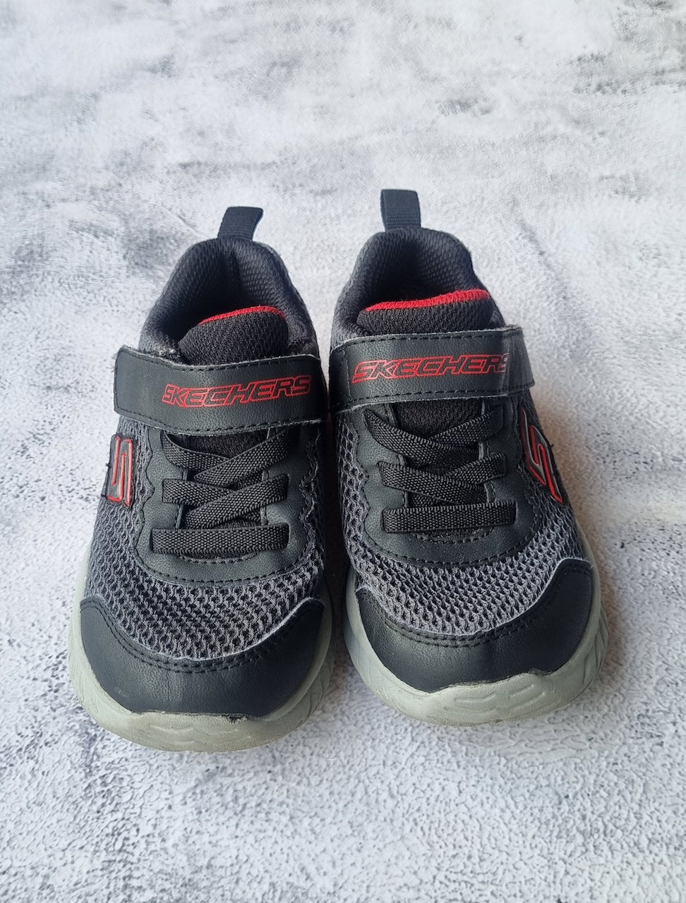 Tenis Skechers