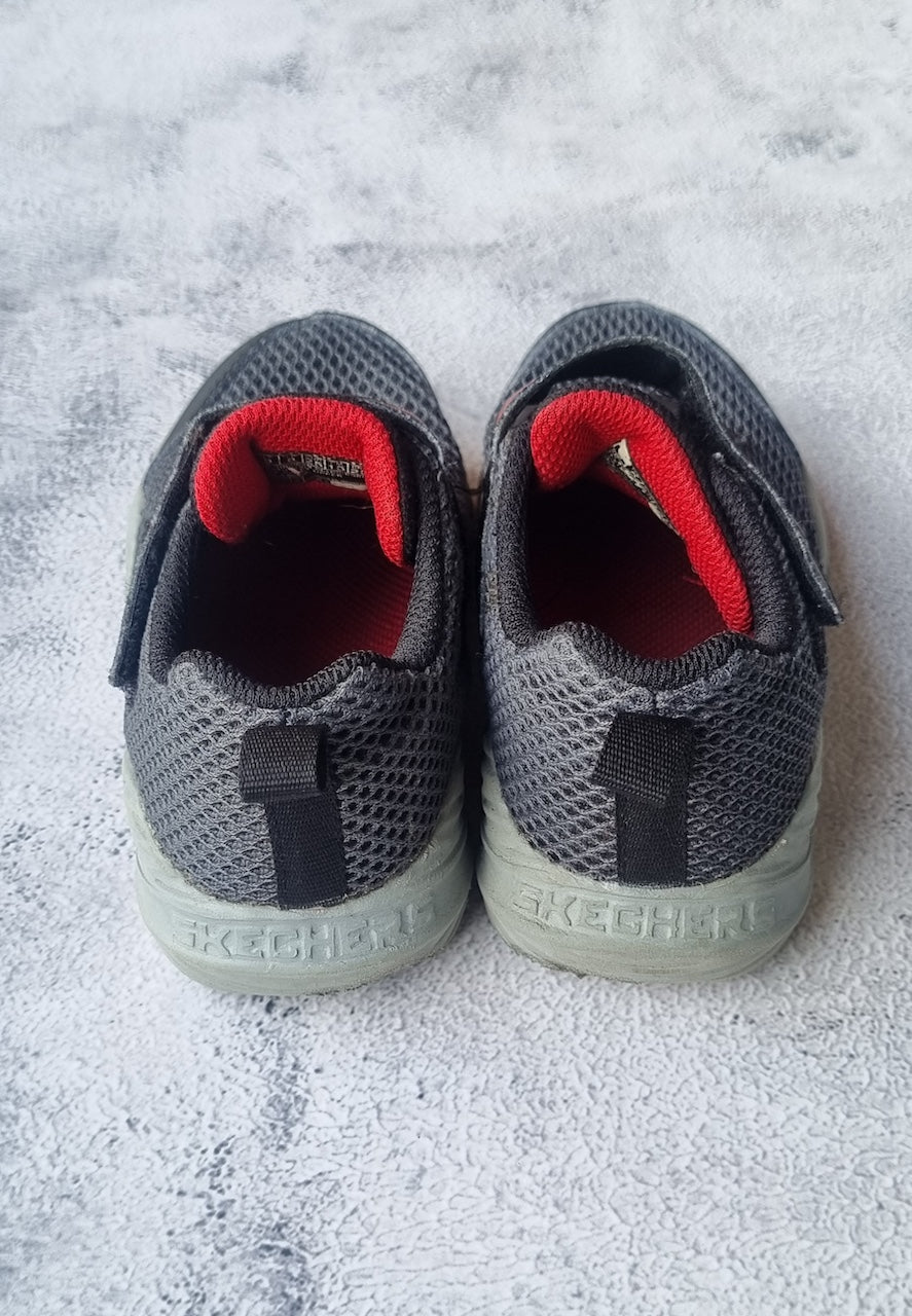 Tenis Skechers